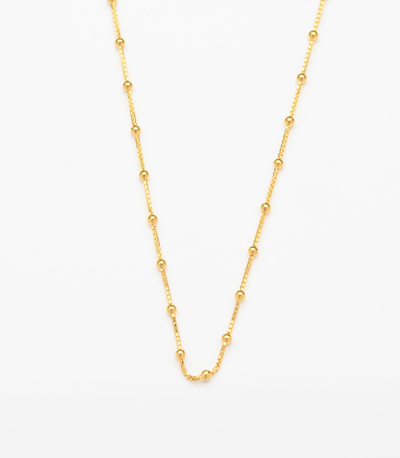 Graceful beaded chain