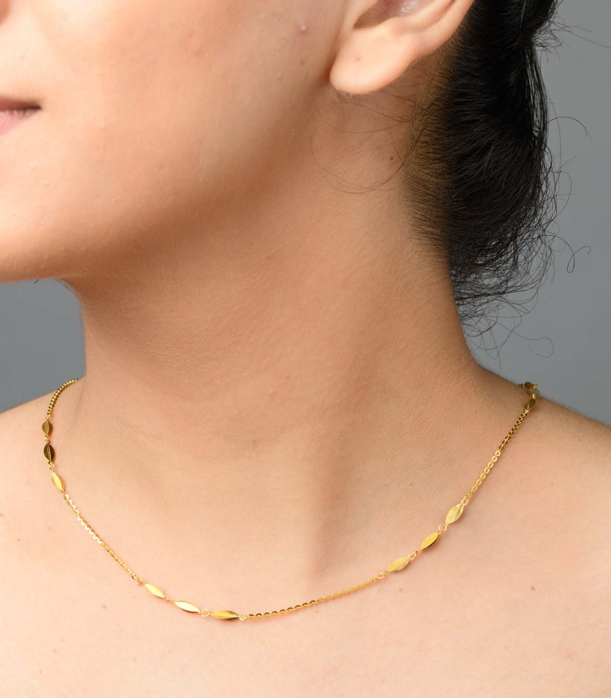 Trio bead gold chain