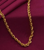 Bold twisted chain