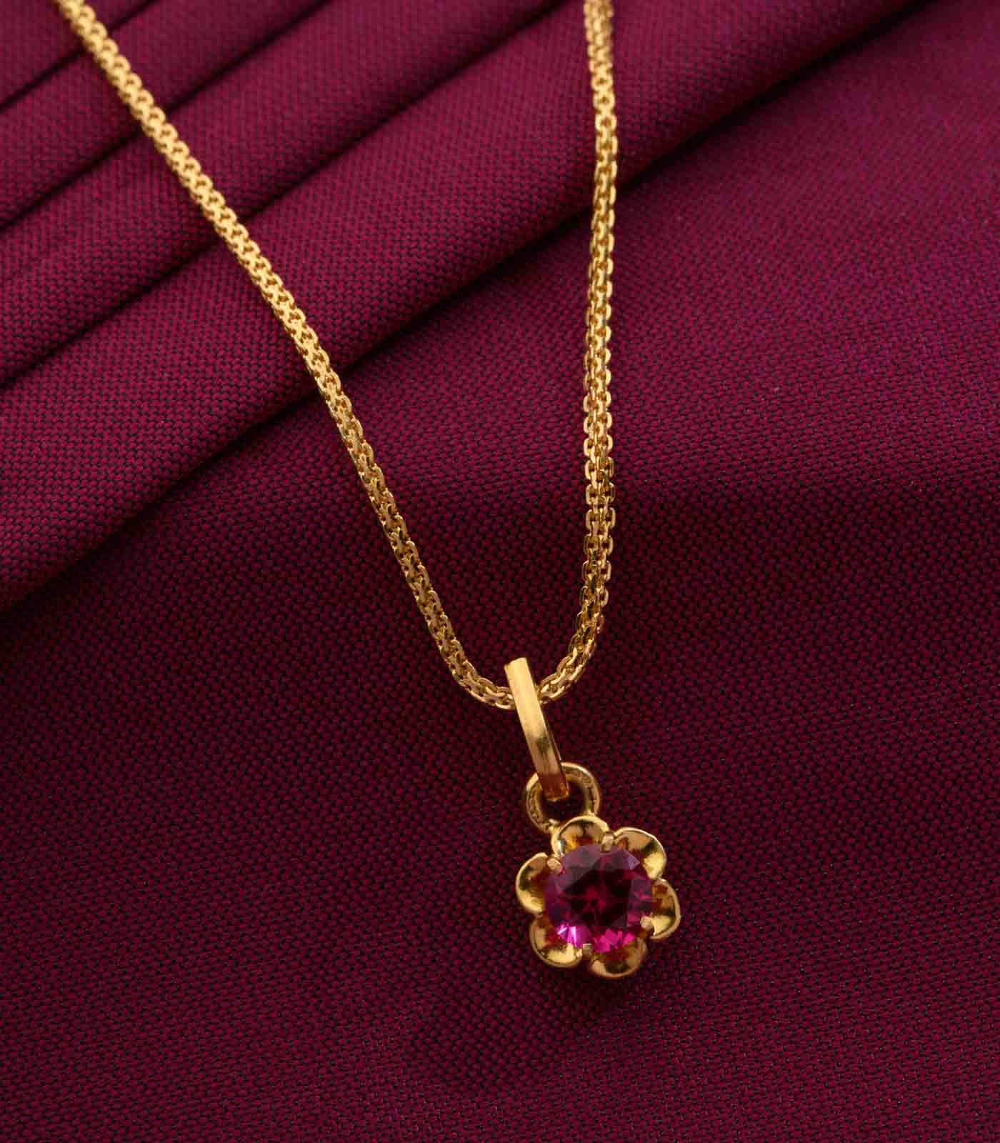 Minimal flower chain pendant