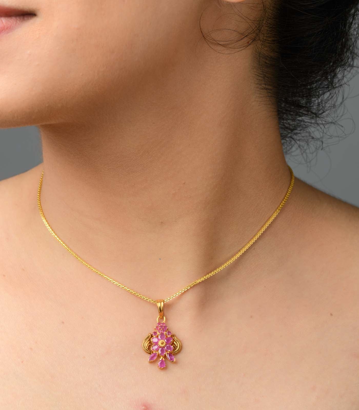 Floral red stone chain pendant