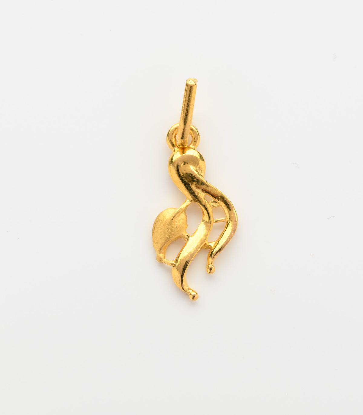 Entangle gold chain pendant