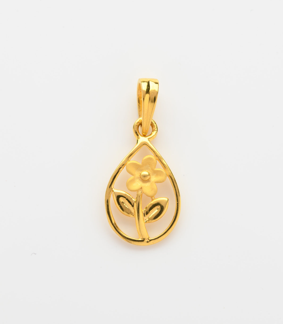 Blossom in oval chain pendant