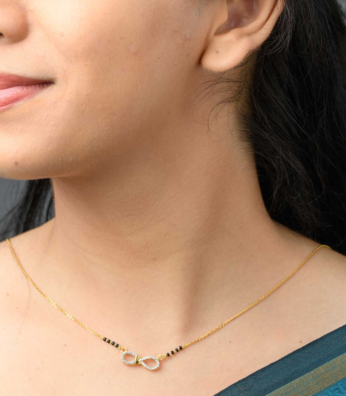 Infinity pendant Mangalsutra