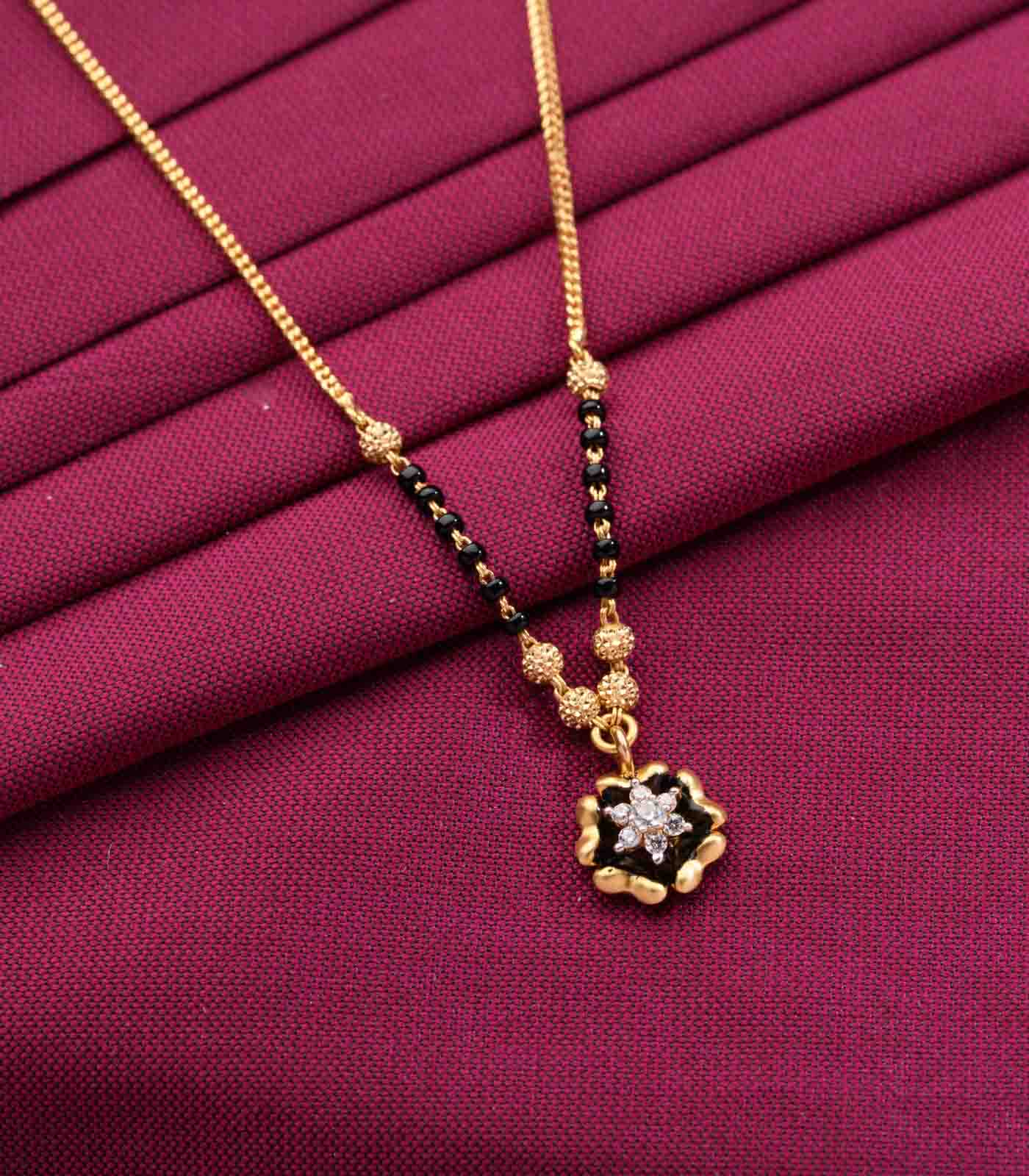 Floral pendant Mangalsutra