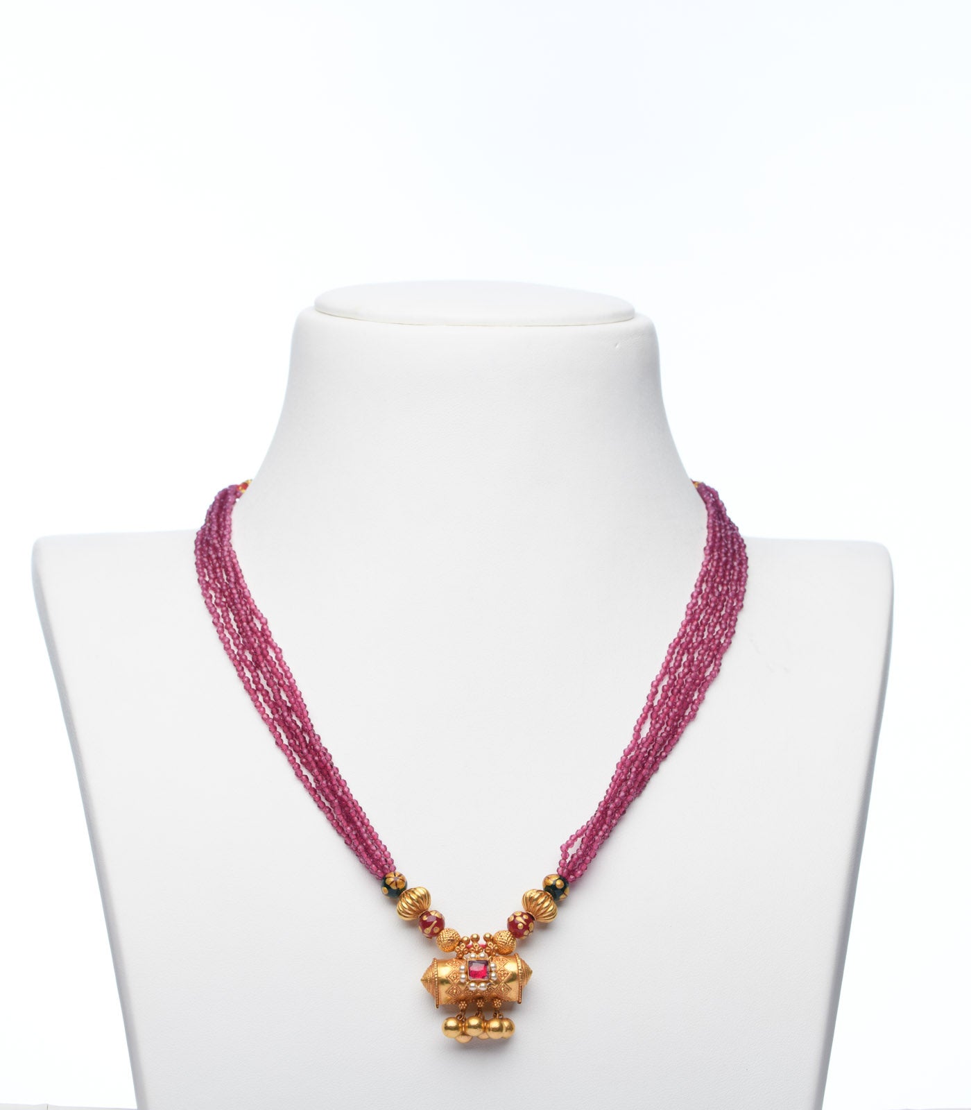 Maroon Beads Bulky Pendant Necklace